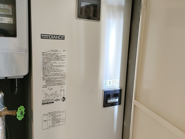 岐阜市 電気温水器交換工事 施工前