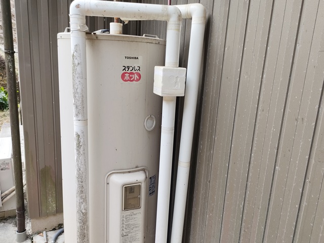 豊田市 電気温水器交換工事 施工前