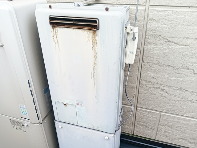 名古屋市中村区 給湯器交換前の様子（施工前写真）