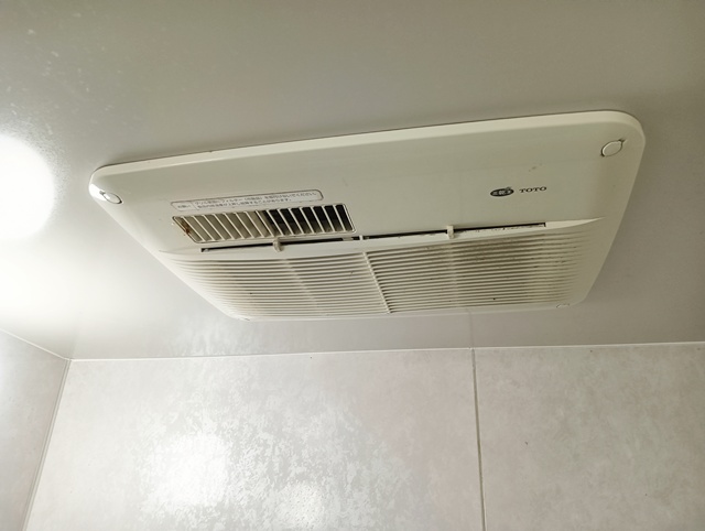 名古屋市天白区 浴室暖房乾燥機交換工事 施工前